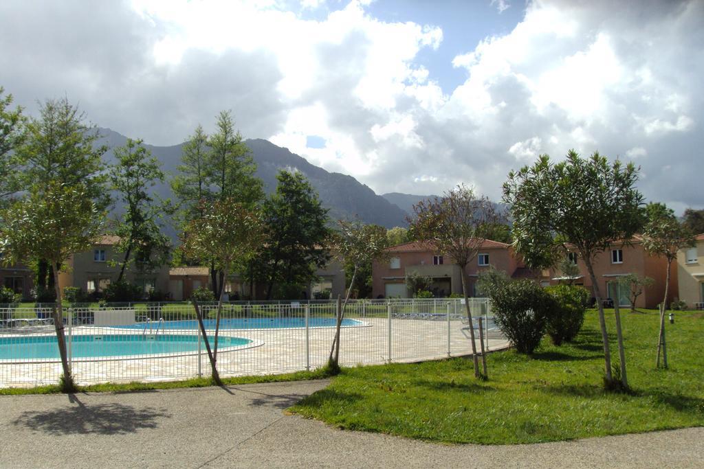 Appartamento Chez Twin&Twin Santa-Maria-Poggio  Esterno foto