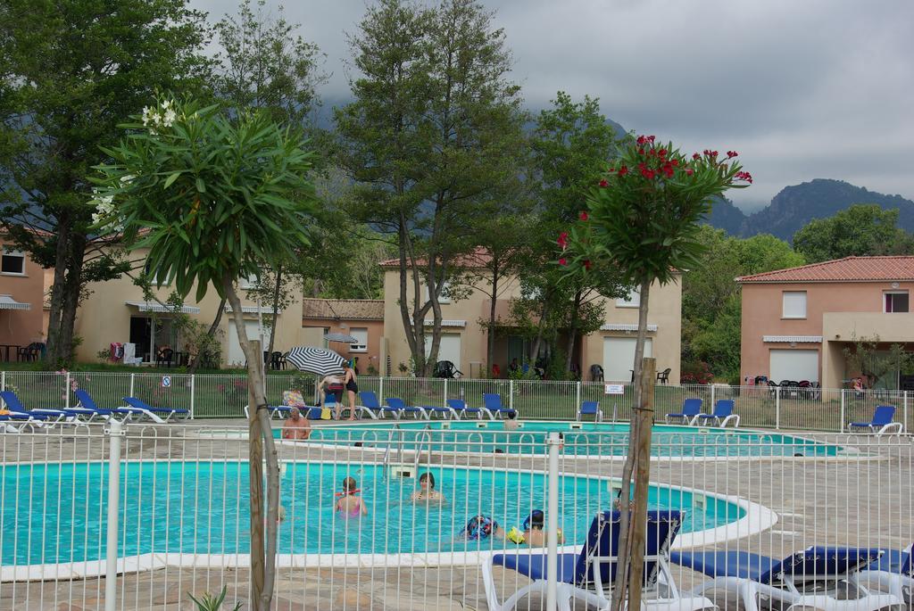 Appartamento Chez Twin&Twin Santa-Maria-Poggio  Esterno foto